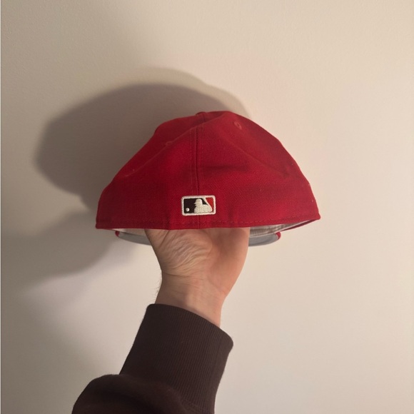 New Era Cincinnati Reds Fitted Hat - Picture 3 of 5